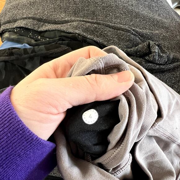 Lululemon Align Cropped Leggings LAST CALL - Picture 6 of 6